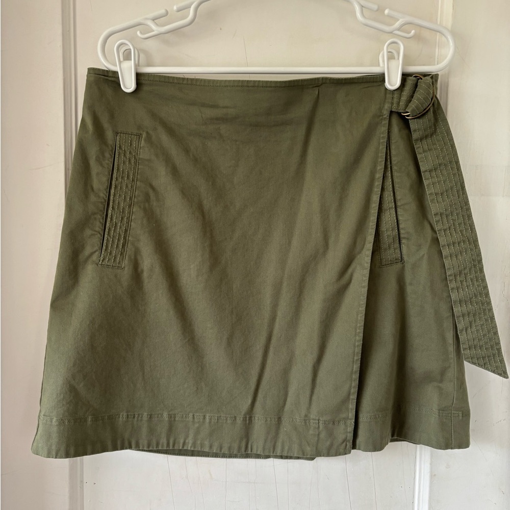 GAP Khaki Wrap Skirt L
